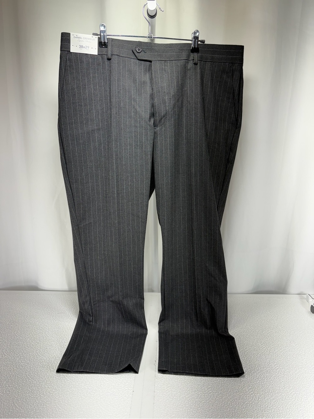 MSRP $115 Daniel Cremieux Men's Black Pinstripe Bootcut Jeans 4665